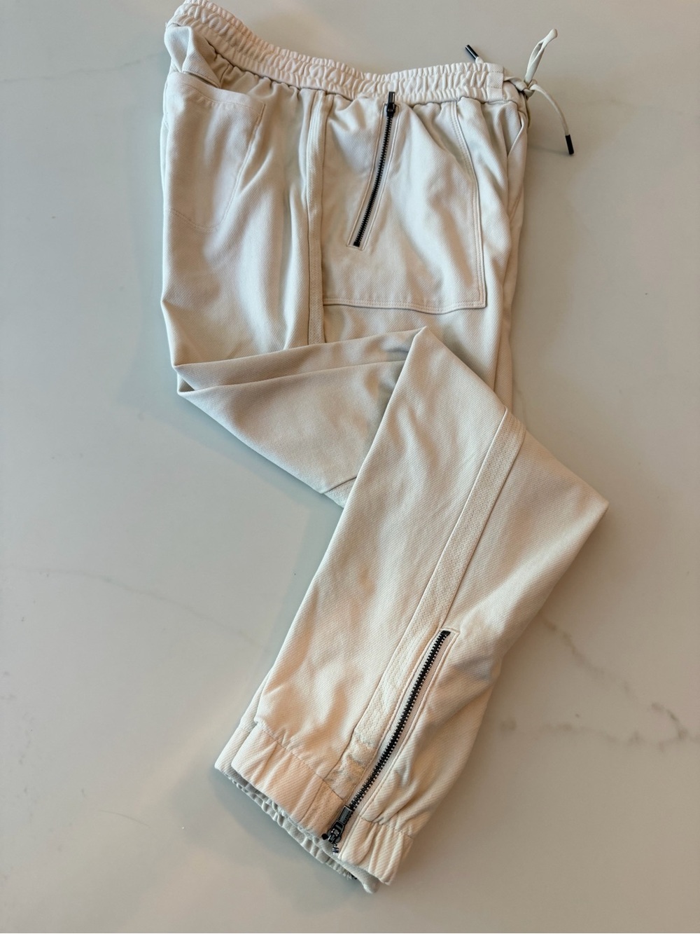 Athleta Cream Utility Jogger Pants Size 4 Zip Pockets Ankle Zips